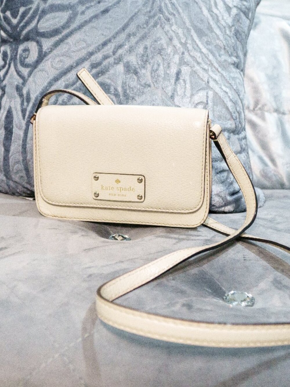 Kate Spade Wellesley Small Fynn crossbody meringue cream pebbled leather